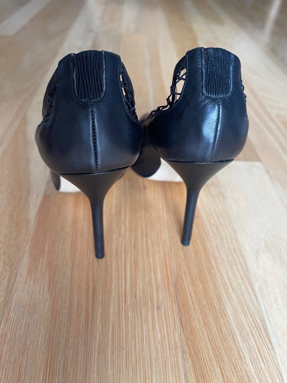 Manolo Blahnik Galura Black Leather Heels, Fishnet Uppers, Size US 4.5, EU 34.5 - Picture 6 of 13